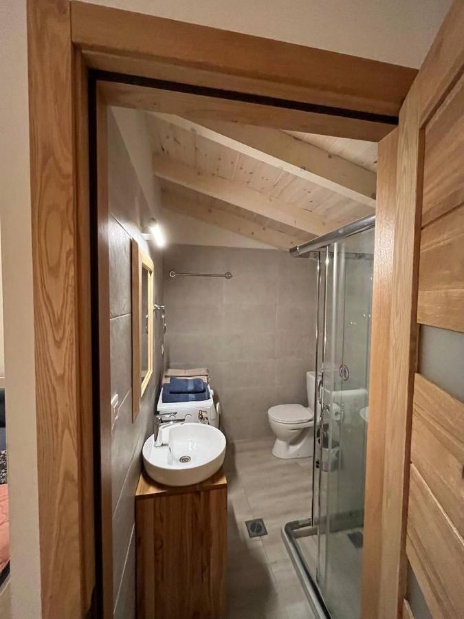 Valeria'S Apartments Sinarades Экстерьер фото